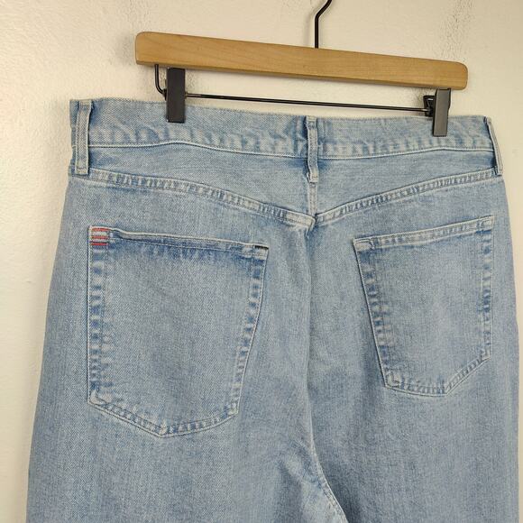 BDG High Rise Baggy Jeans Womens 36 Light Wash Destroyed 100%‎ Cotton Y2K 90s - Picture 5 of 10